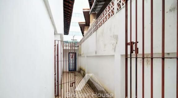 Casa à venda com 2 quartos, 155m² - Foto 23