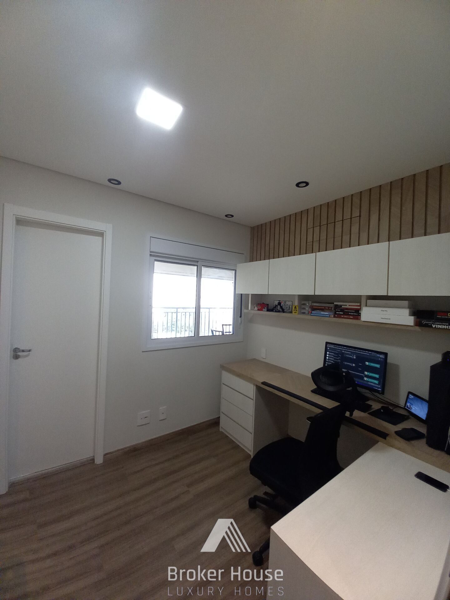 Apartamento para alugar com 3 quartos, 106m² - Foto 19