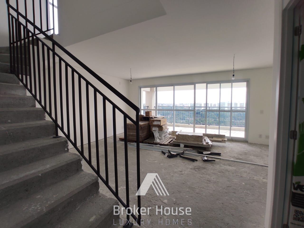Cobertura à venda com 3 quartos, 224m² - Foto 1