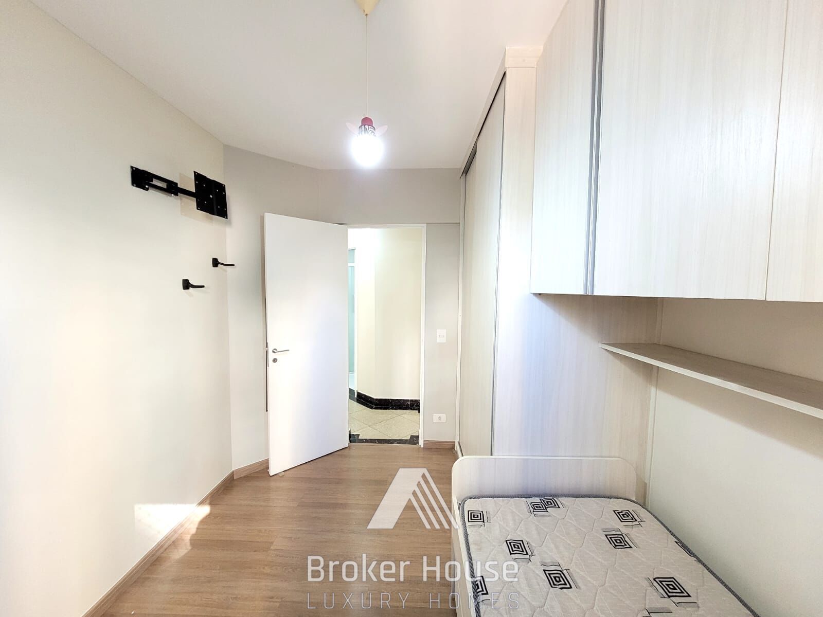 Apartamento à venda com 3 quartos, 73m² - Foto 10