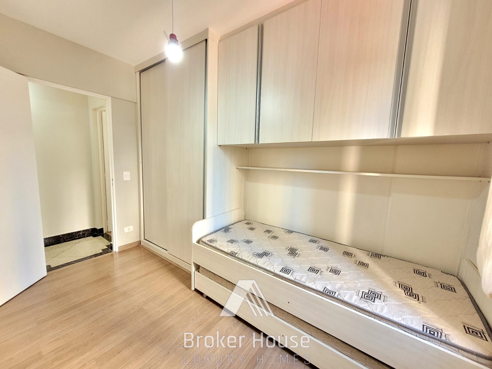 Apartamento à venda com 3 quartos, 73m² - Foto 11