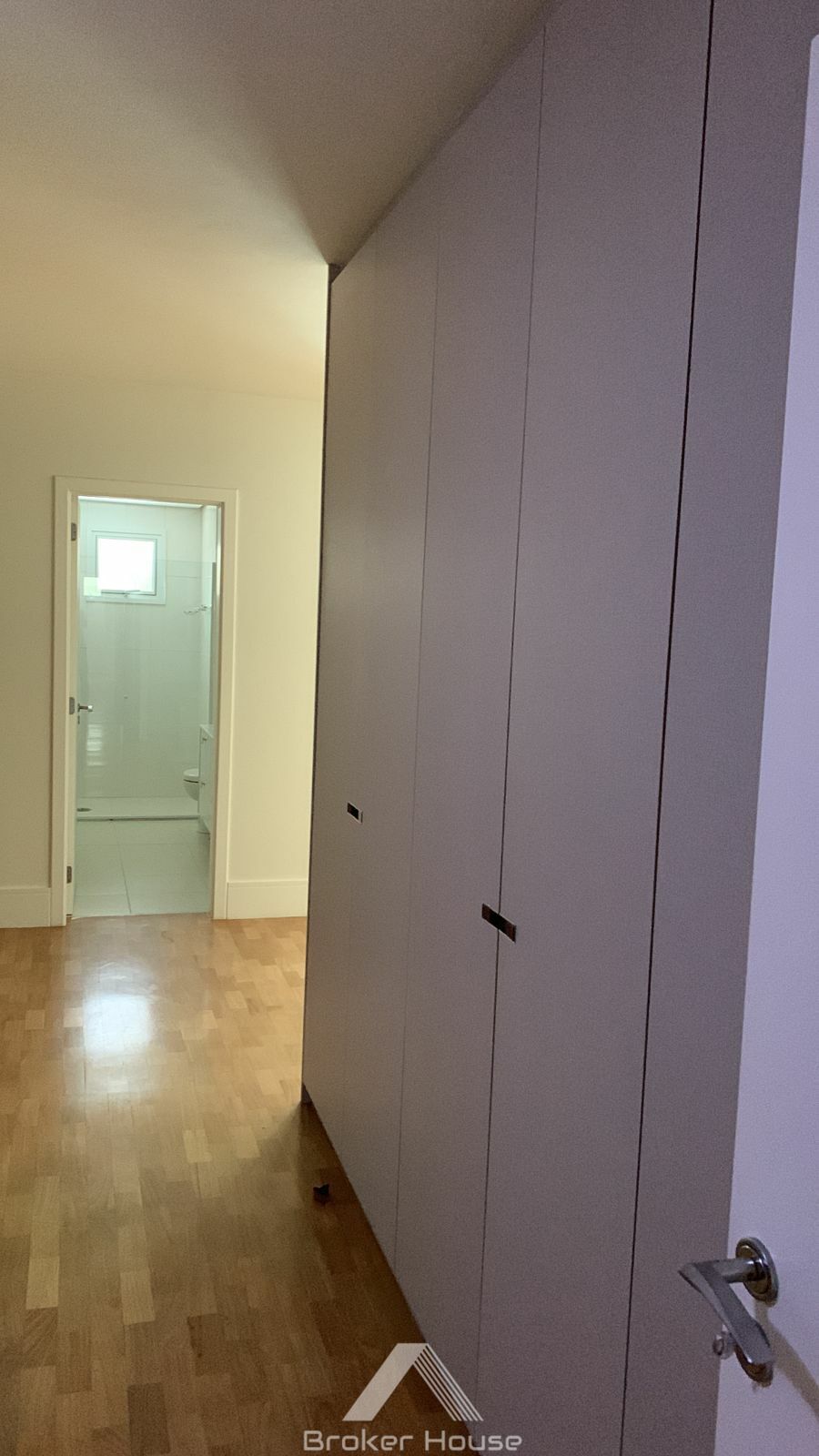 Apartamento para alugar com 5 quartos, 470m² - Foto 16