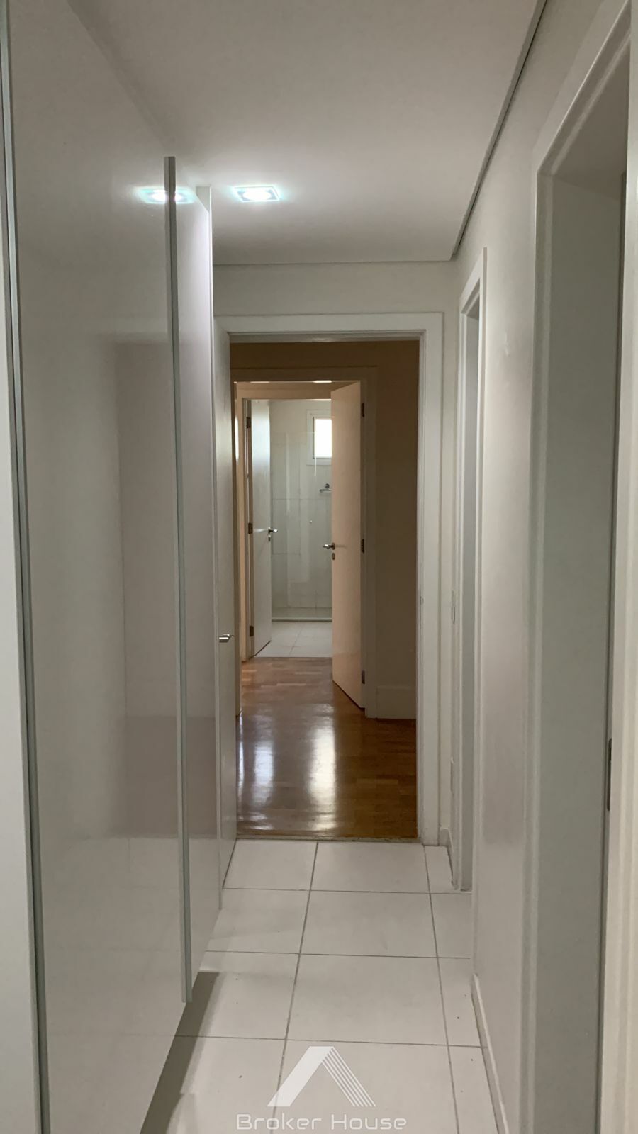 Apartamento para alugar com 5 quartos, 470m² - Foto 29