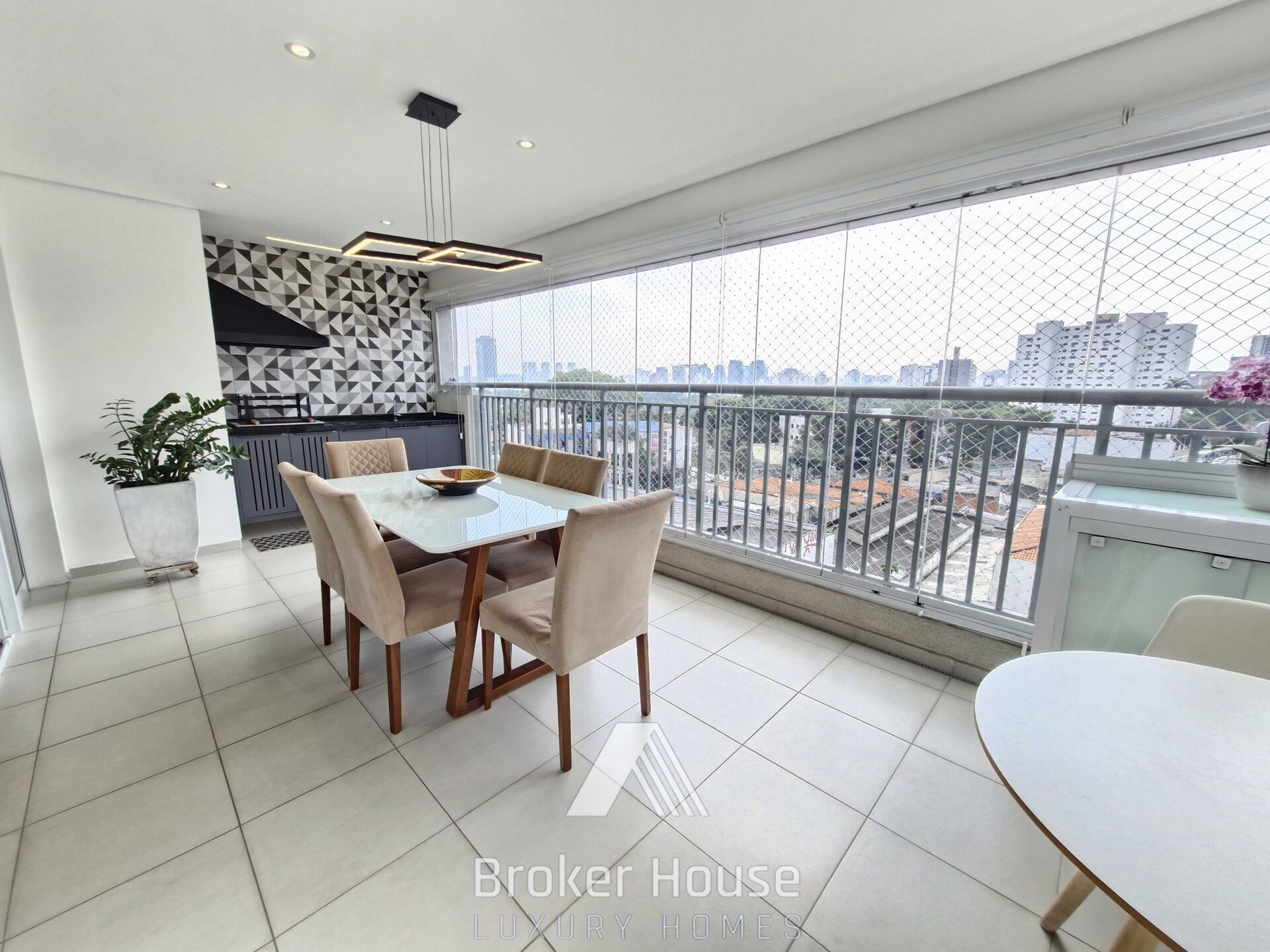 Apartamento, 3 quartos, 106 m² - Foto 1