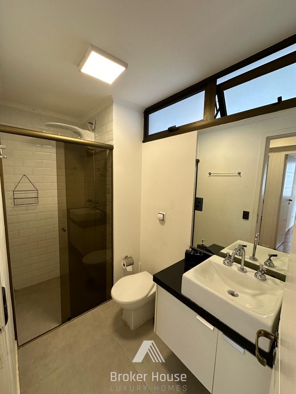 Apartamento à venda com 3 quartos, 134m² - Foto 9