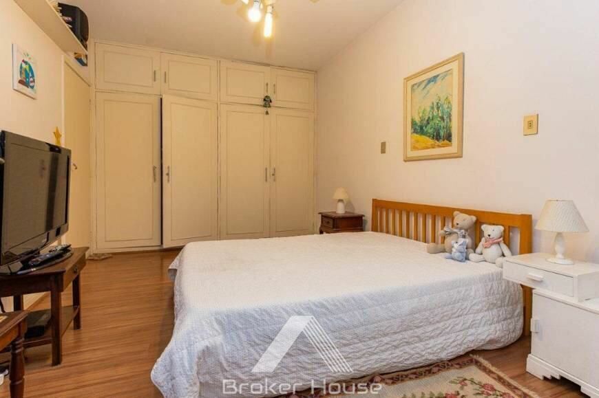 Casa à venda com 3 quartos, 224m² - Foto 20