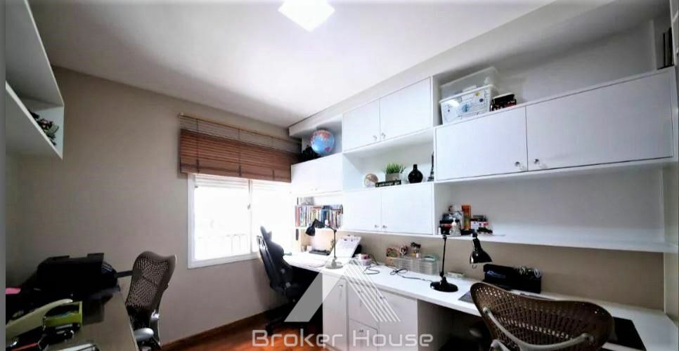 Apartamento à venda com 4 quartos, 253m² - Foto 19