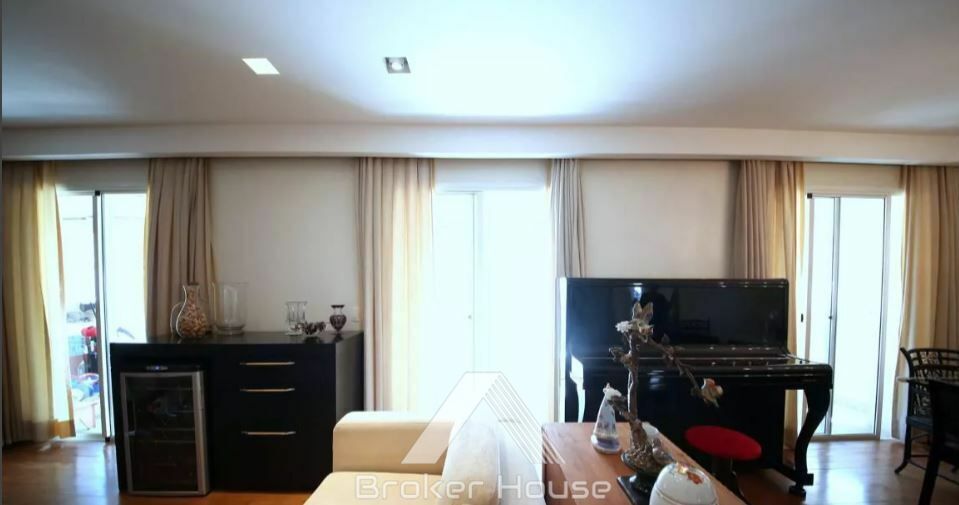 Apartamento à venda com 4 quartos, 253m² - Foto 8