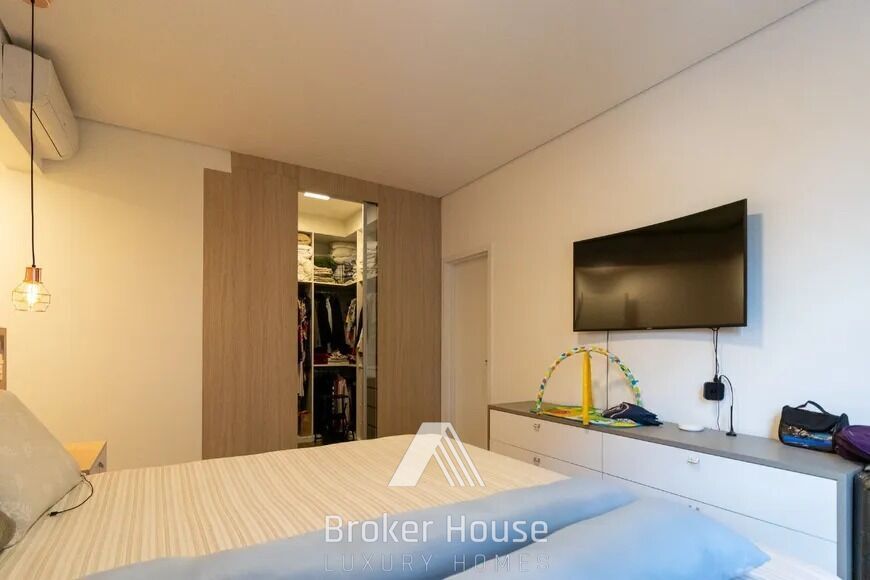 Apartamento à venda com 3 quartos, 160m² - Foto 11