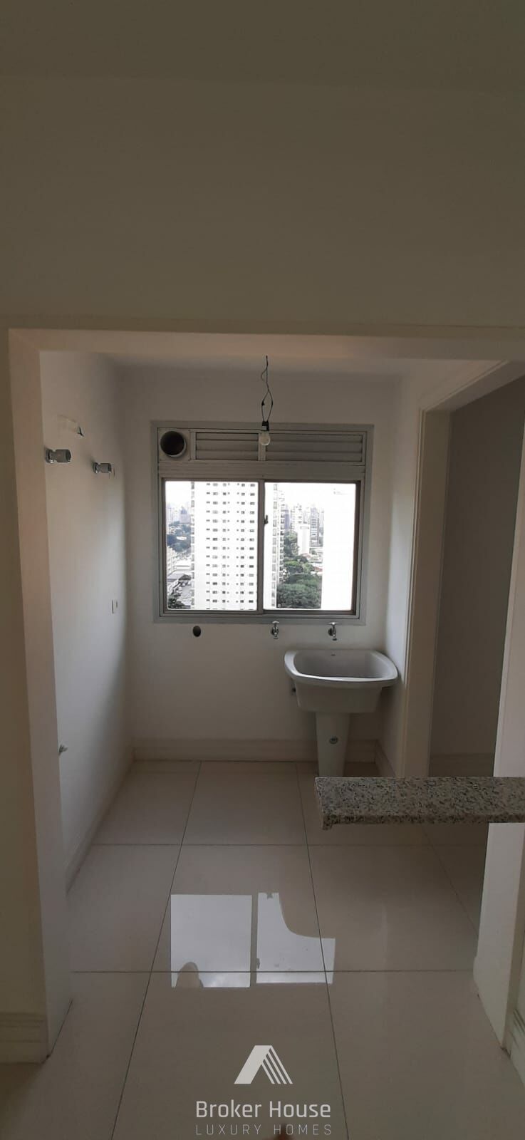 Apartamento à venda com 1 quarto, 47m² - Foto 10