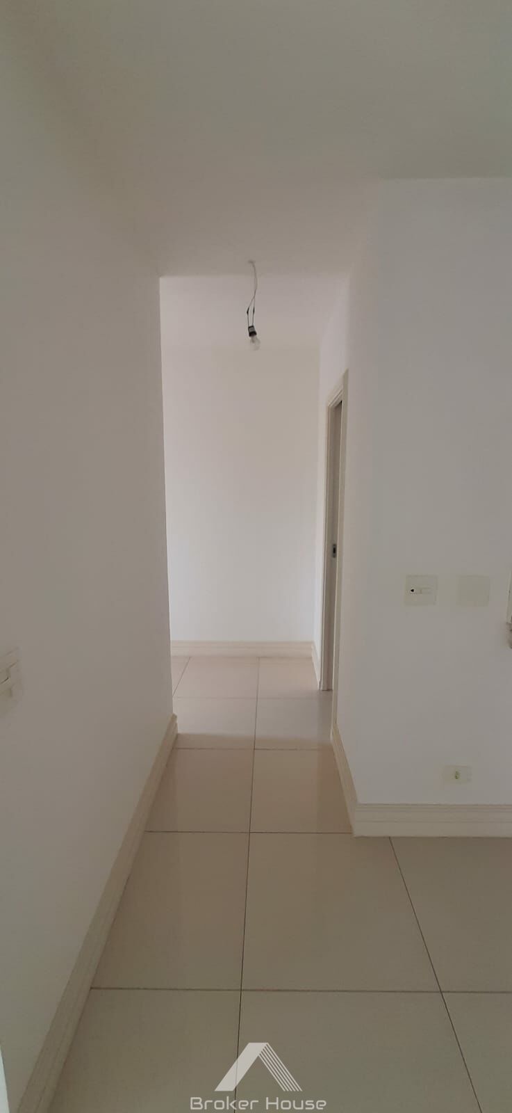 Apartamento à venda com 1 quarto, 47m² - Foto 15