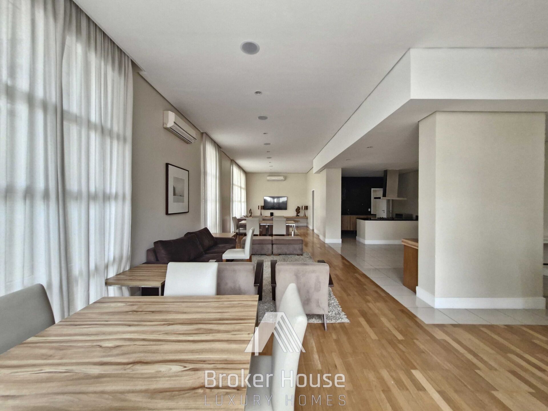 Apartamento para alugar com 3 quartos, 143m² - Foto 41