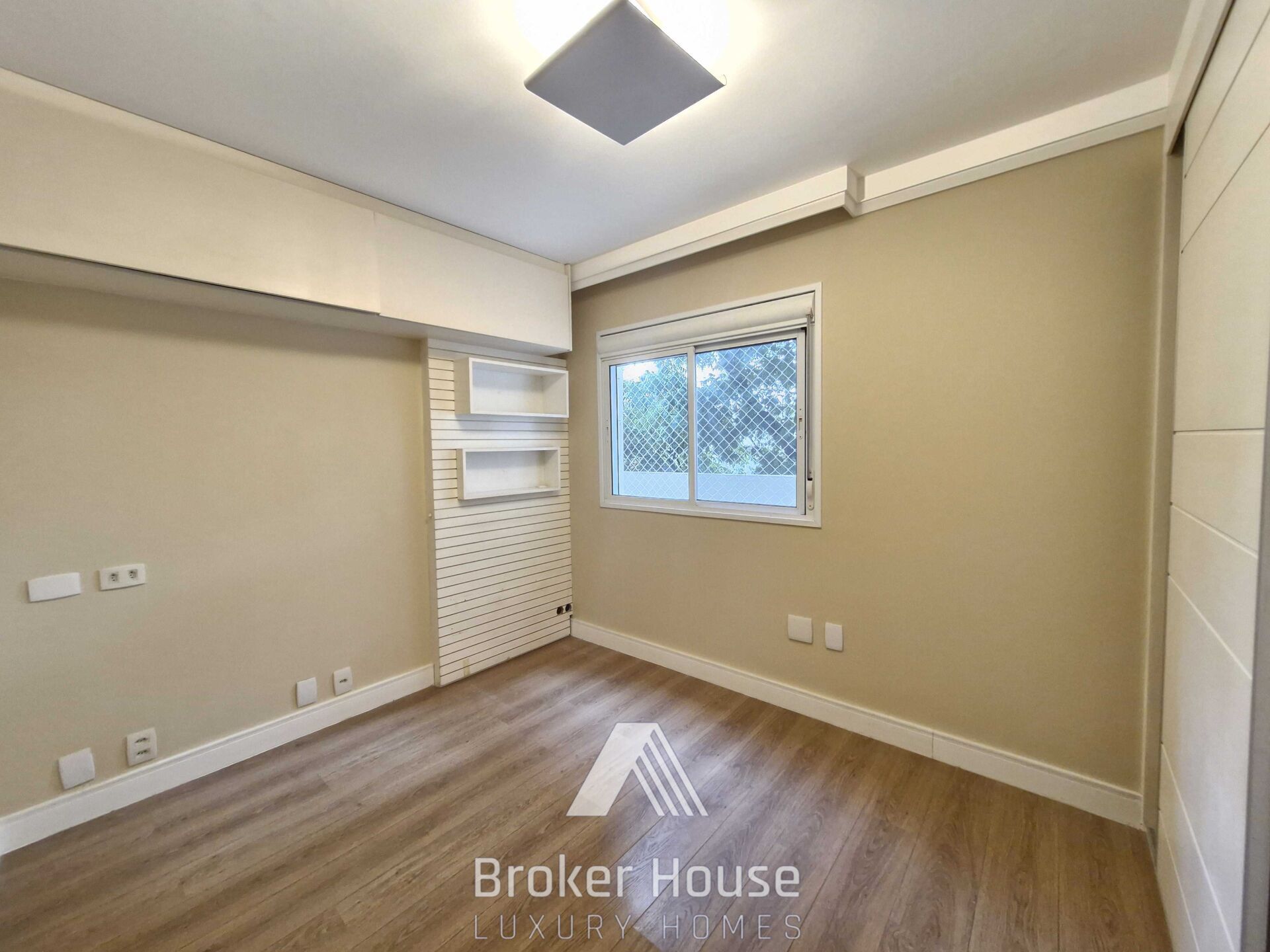 Apartamento para alugar com 3 quartos, 143m² - Foto 8