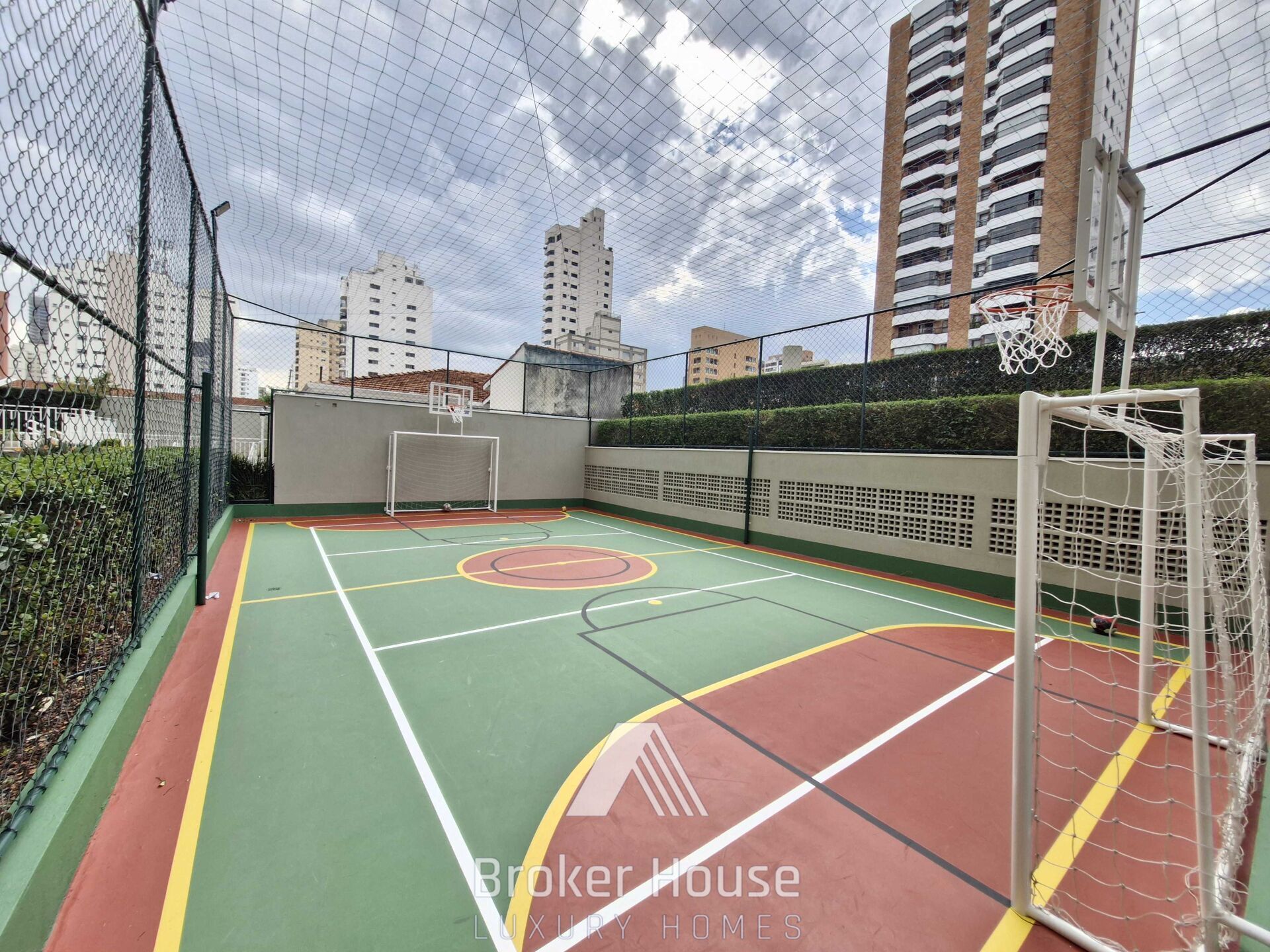 Apartamento para alugar com 3 quartos, 143m² - Foto 35