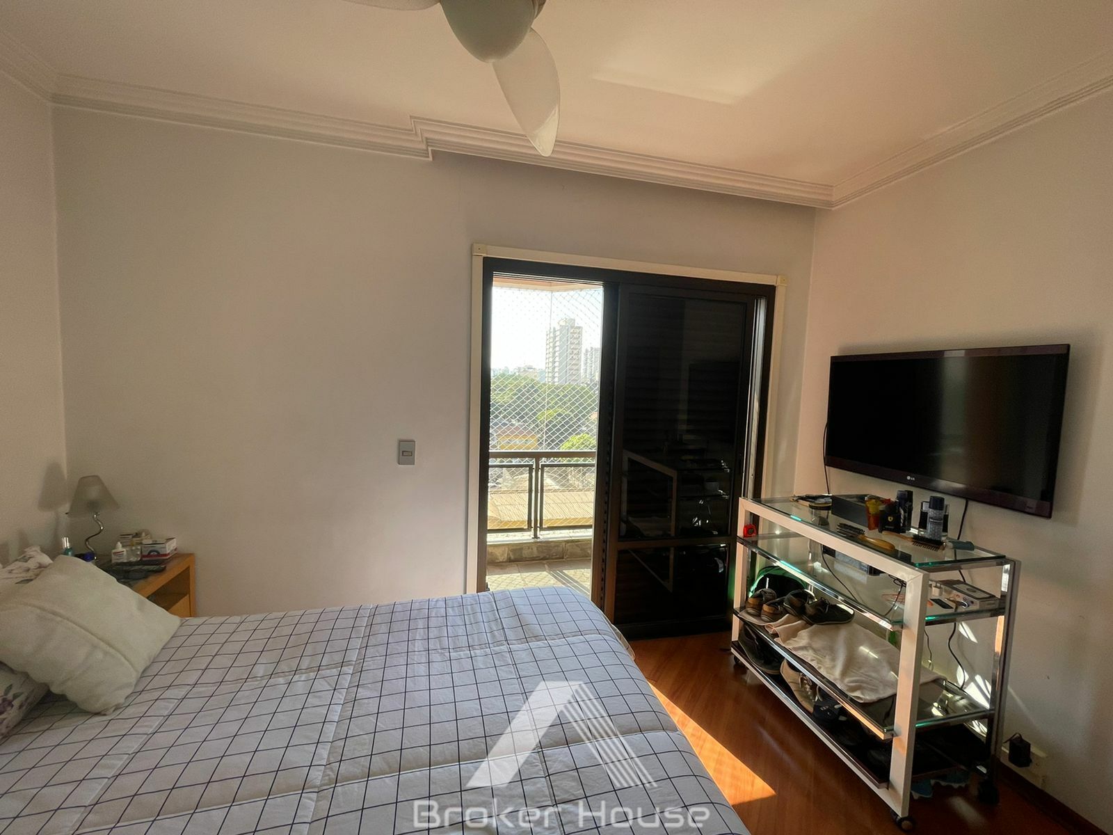 Apartamento à venda com 4 quartos, 210m² - Foto 13