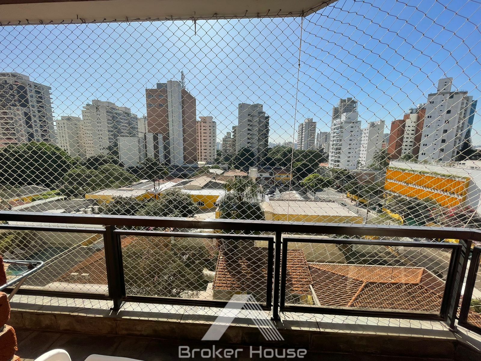 Apartamento à venda com 4 quartos, 210m² - Foto 4