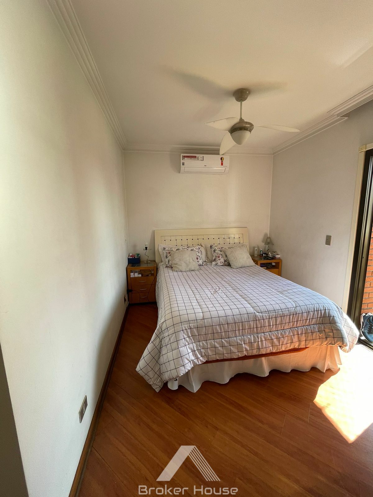 Apartamento à venda com 4 quartos, 210m² - Foto 20