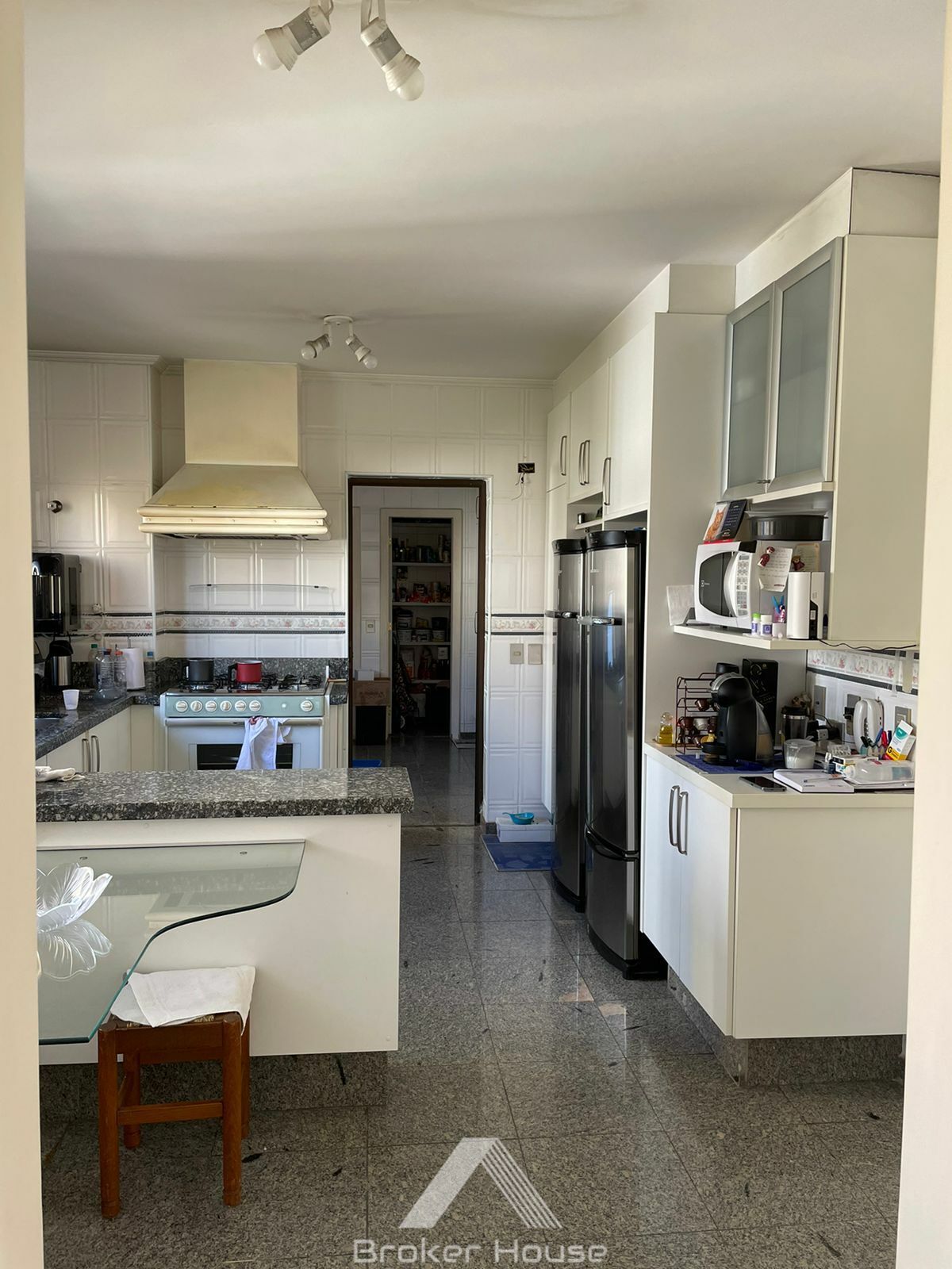 Apartamento à venda com 4 quartos, 210m² - Foto 25