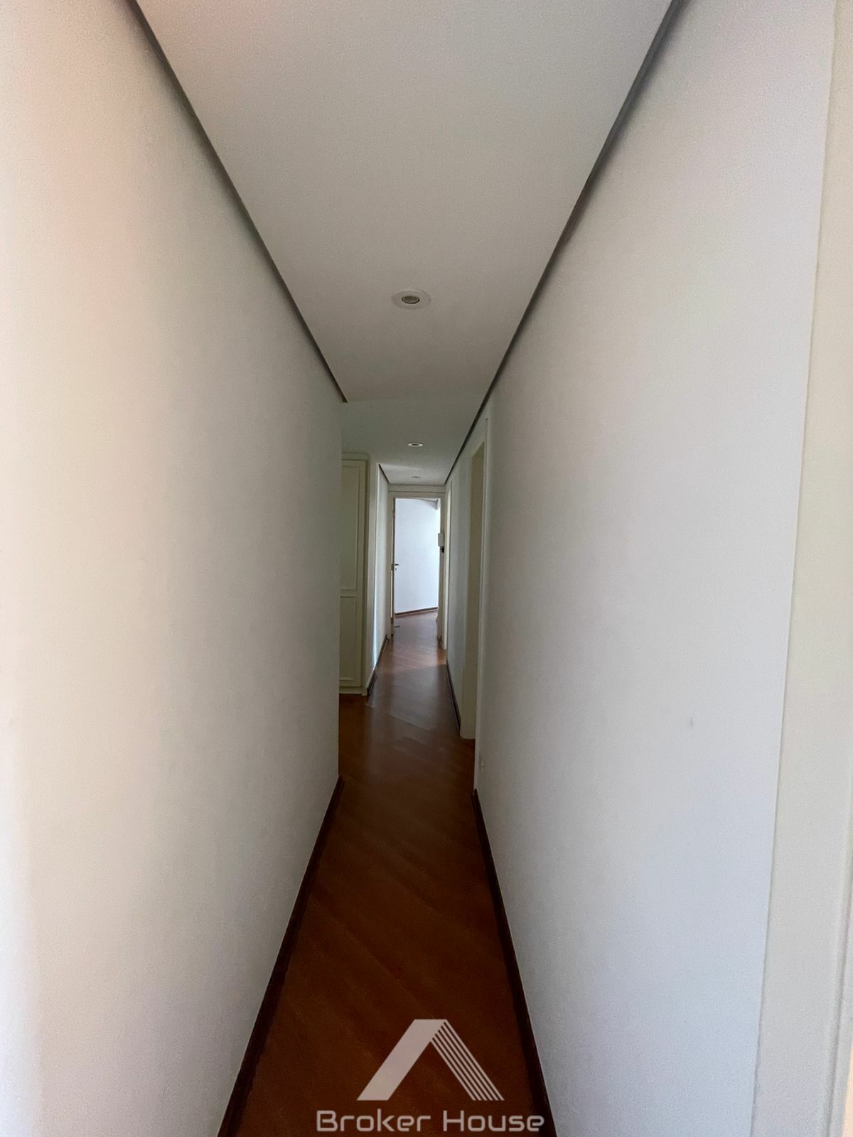 Apartamento à venda com 4 quartos, 210m² - Foto 12