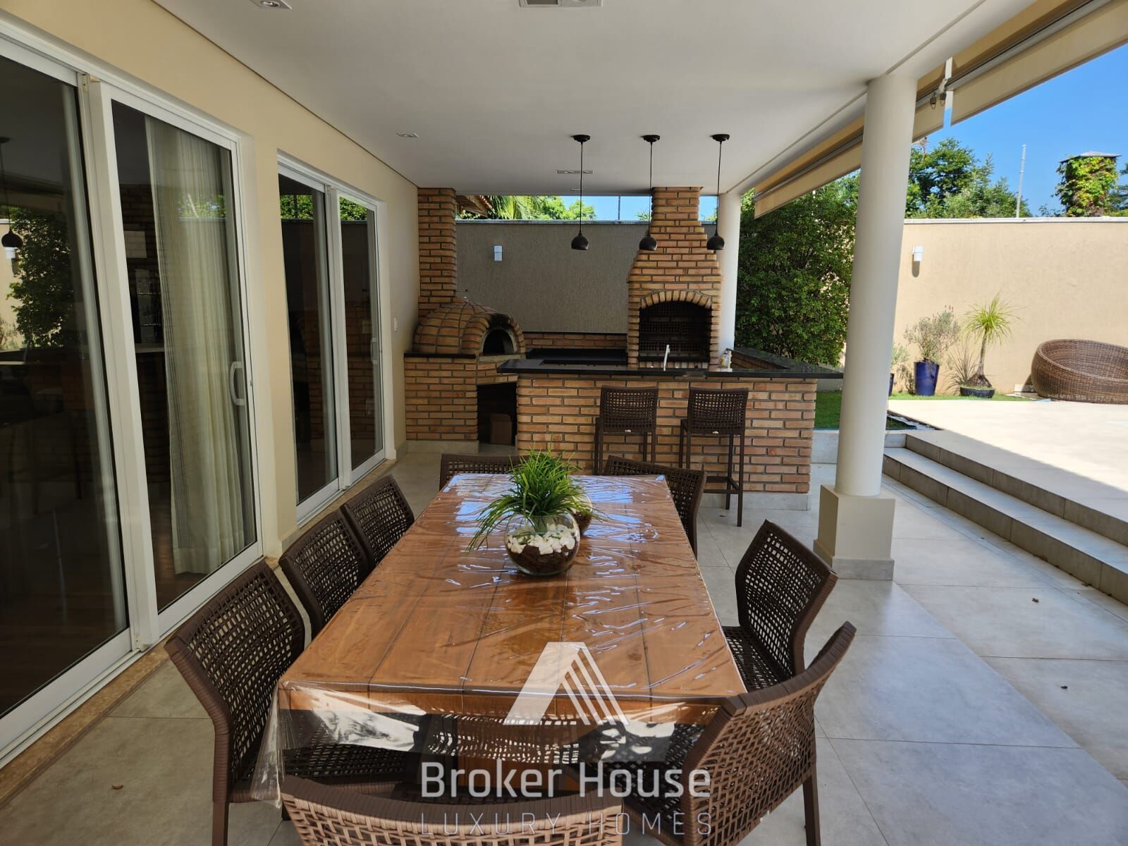 Casa à venda com 3 quartos, 350m² - Foto 7
