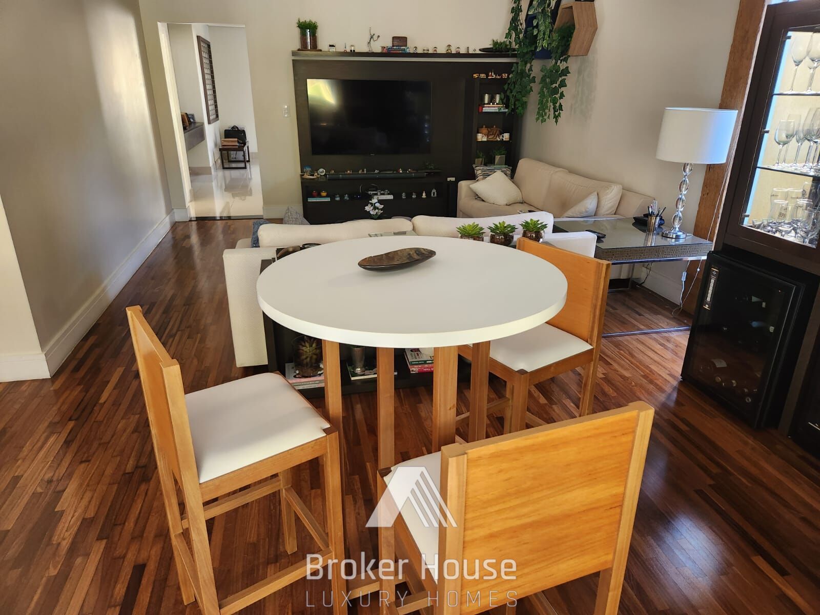 Casa à venda com 3 quartos, 350m² - Foto 12