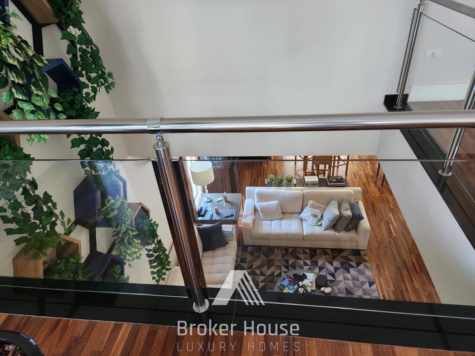 Casa à venda com 3 quartos, 350m² - Foto 18