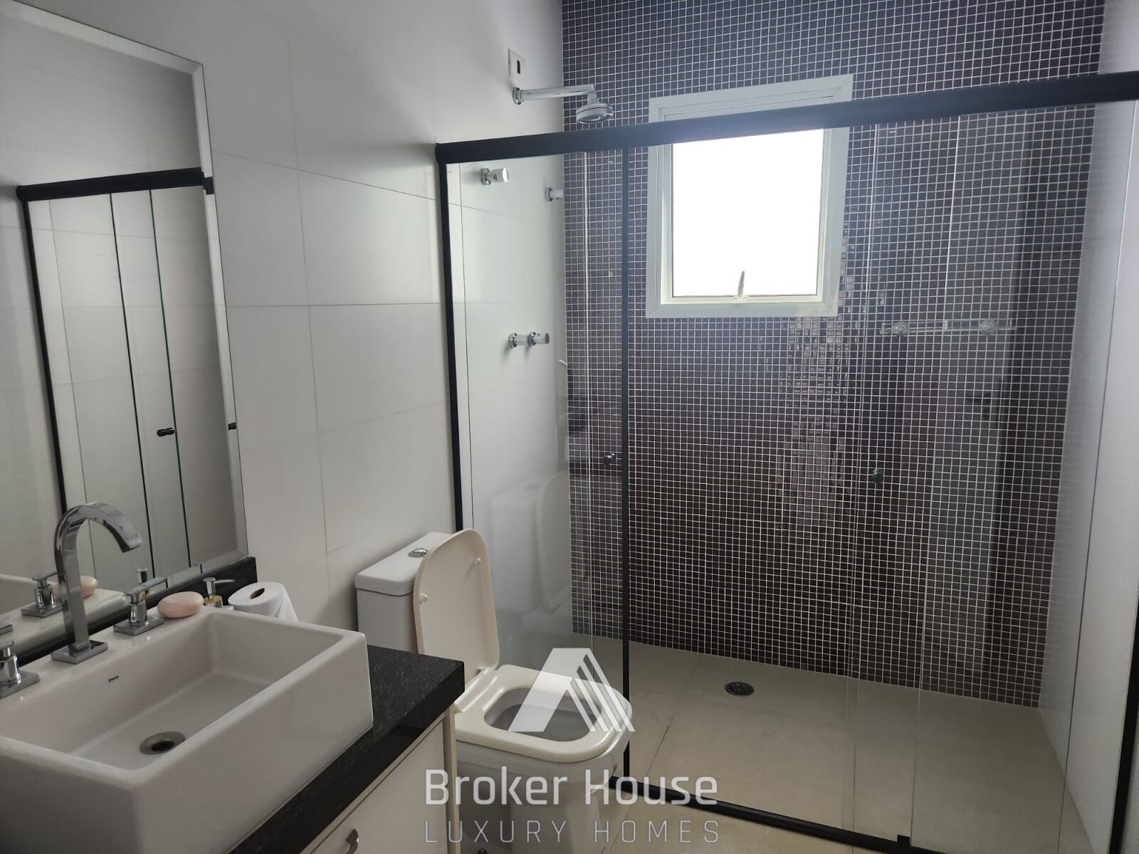 Casa à venda com 3 quartos, 350m² - Foto 29