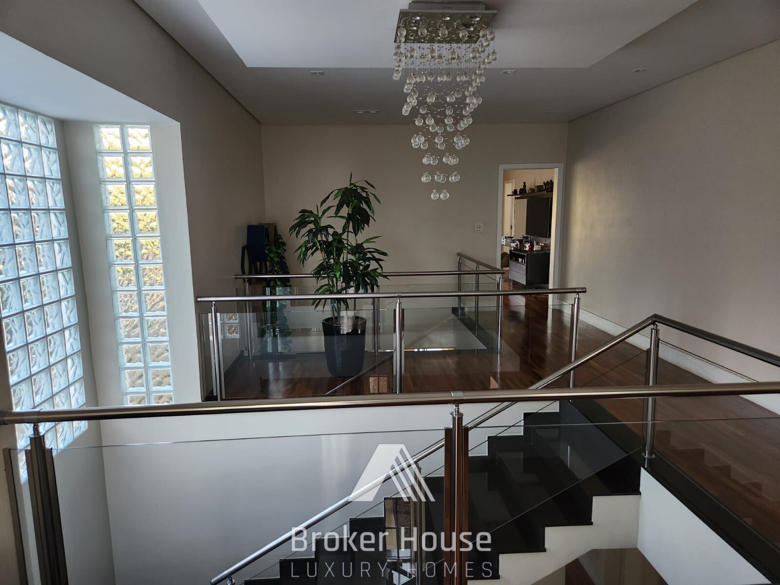 Casa à venda com 3 quartos, 350m² - Foto 17
