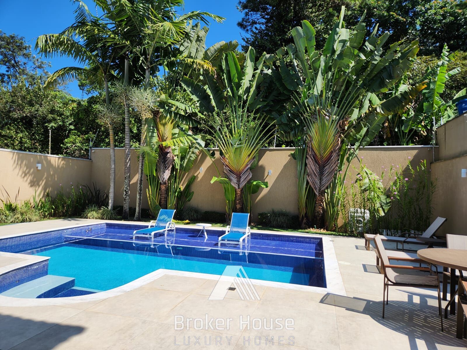 Casa à venda com 3 quartos, 350m² - Foto 5