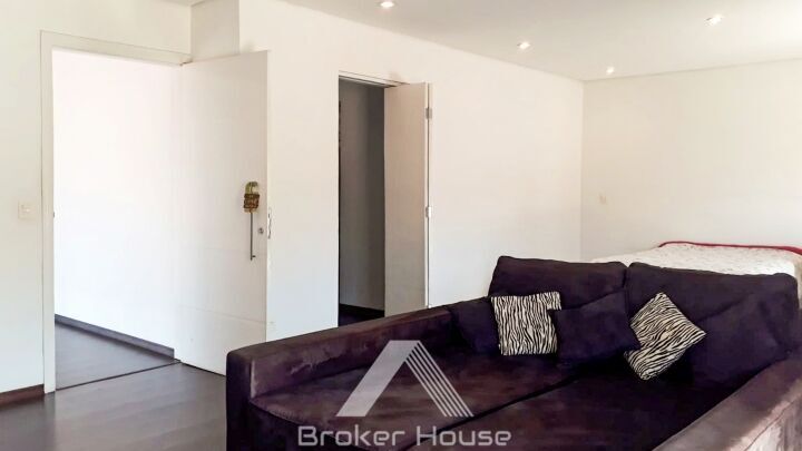 Casa à venda com 4 quartos, 329m² - Foto 24