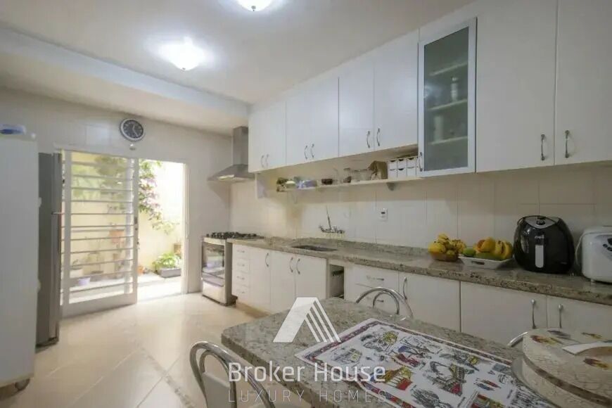 Casa, 4 quartos, 329 m² - Foto 13