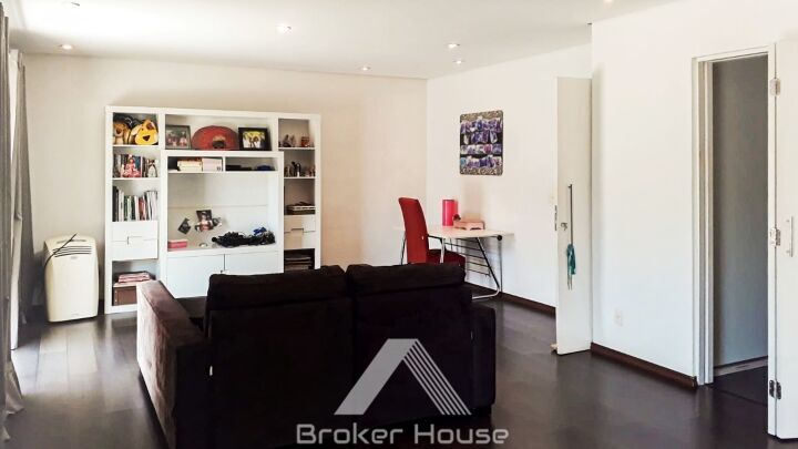 Casa à venda com 4 quartos, 329m² - Foto 22