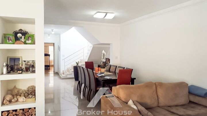Casa à venda com 4 quartos, 329m² - Foto 9