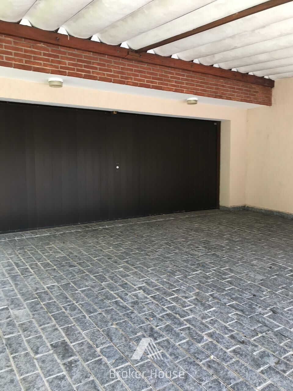 Casa à venda com 4 quartos, 600m² - Foto 35