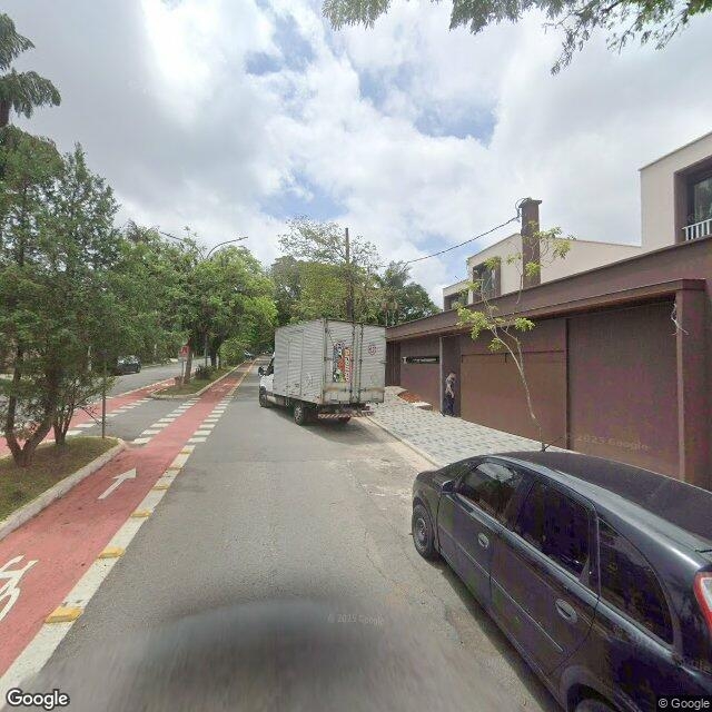 Imagem estática do "Street View" da localização