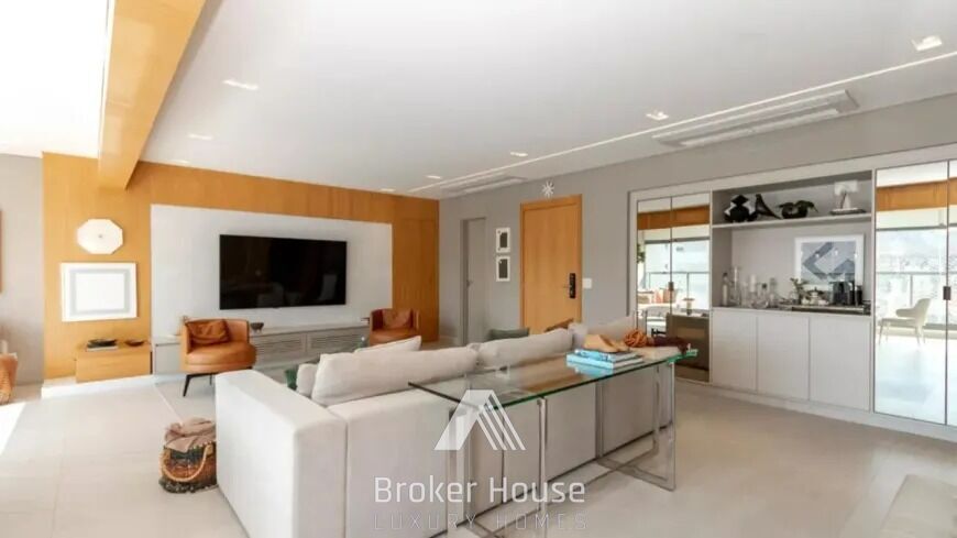 Apartamento à venda com 3 quartos, 181m² - Foto 8