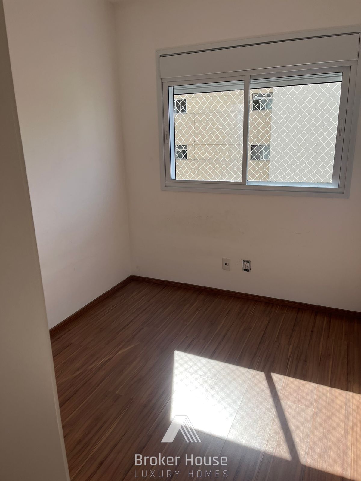 Apartamento à venda com 2 quartos, 61m² - Foto 16