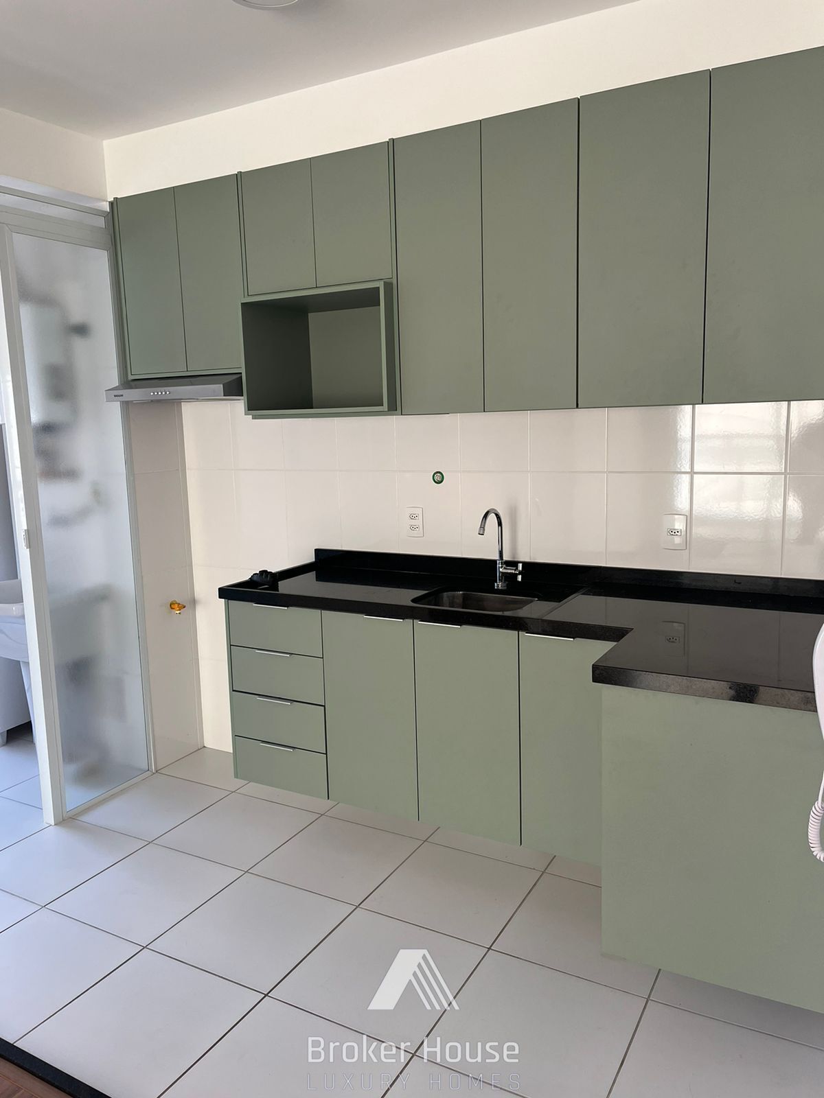 Apartamento à venda com 2 quartos, 61m² - Foto 7