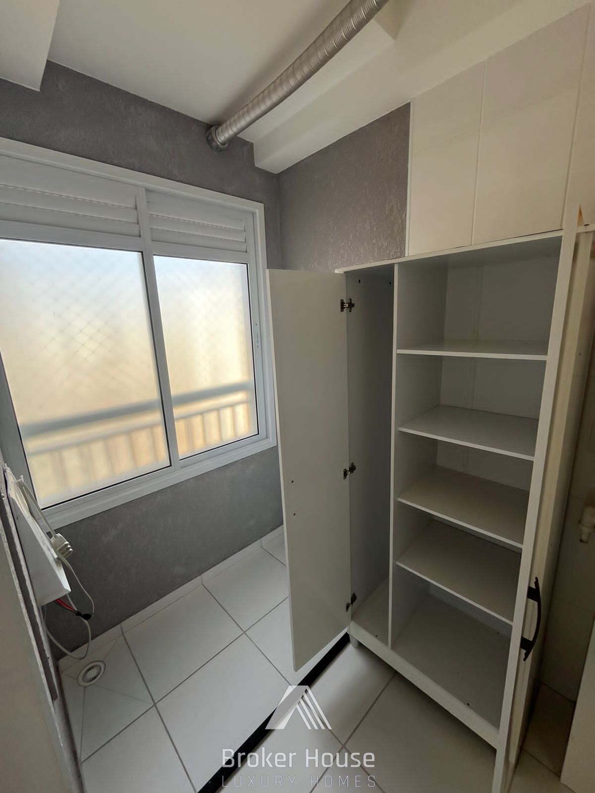 Apartamento à venda com 2 quartos, 61m² - Foto 21