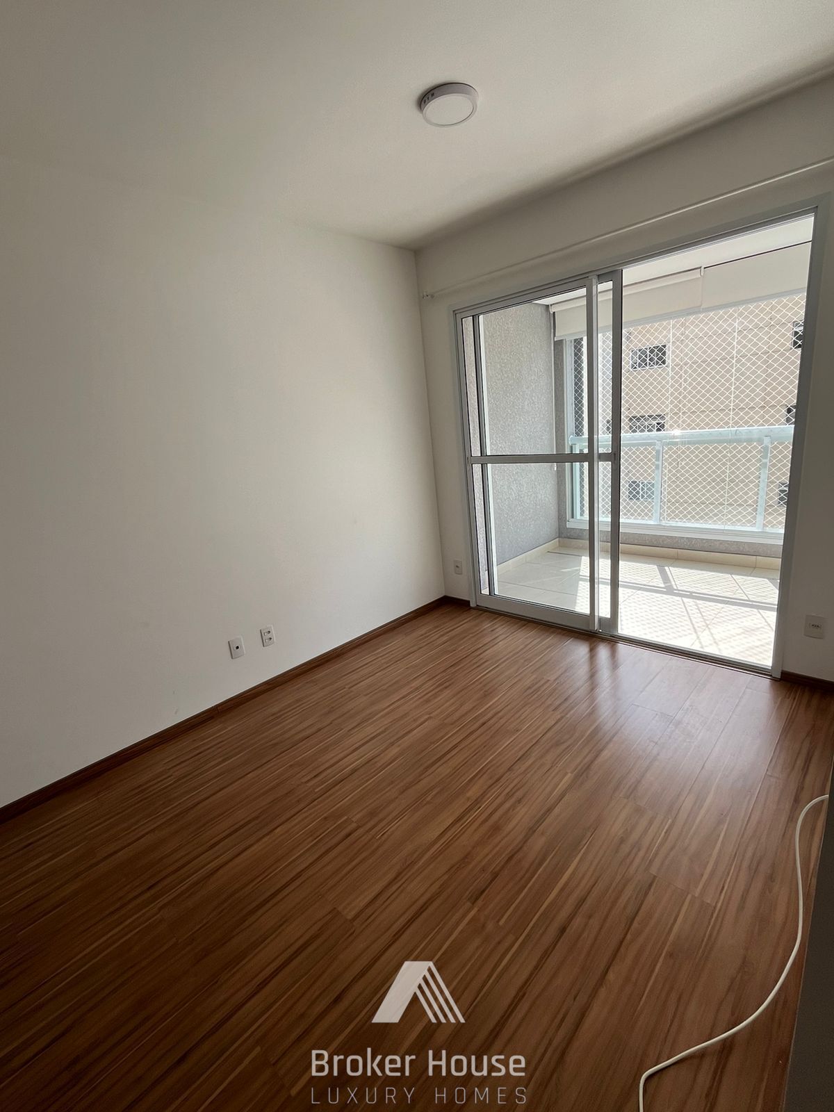 Apartamento à venda com 2 quartos, 61m² - Foto 3