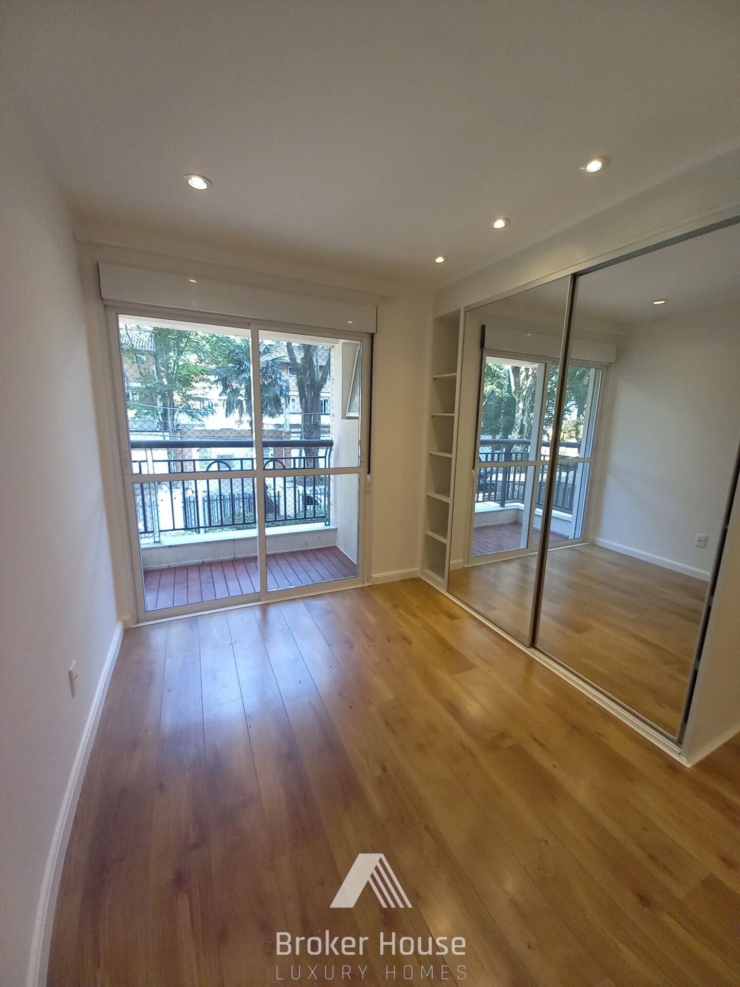 Apartamento, 3 quartos, 239 m² - Foto 12