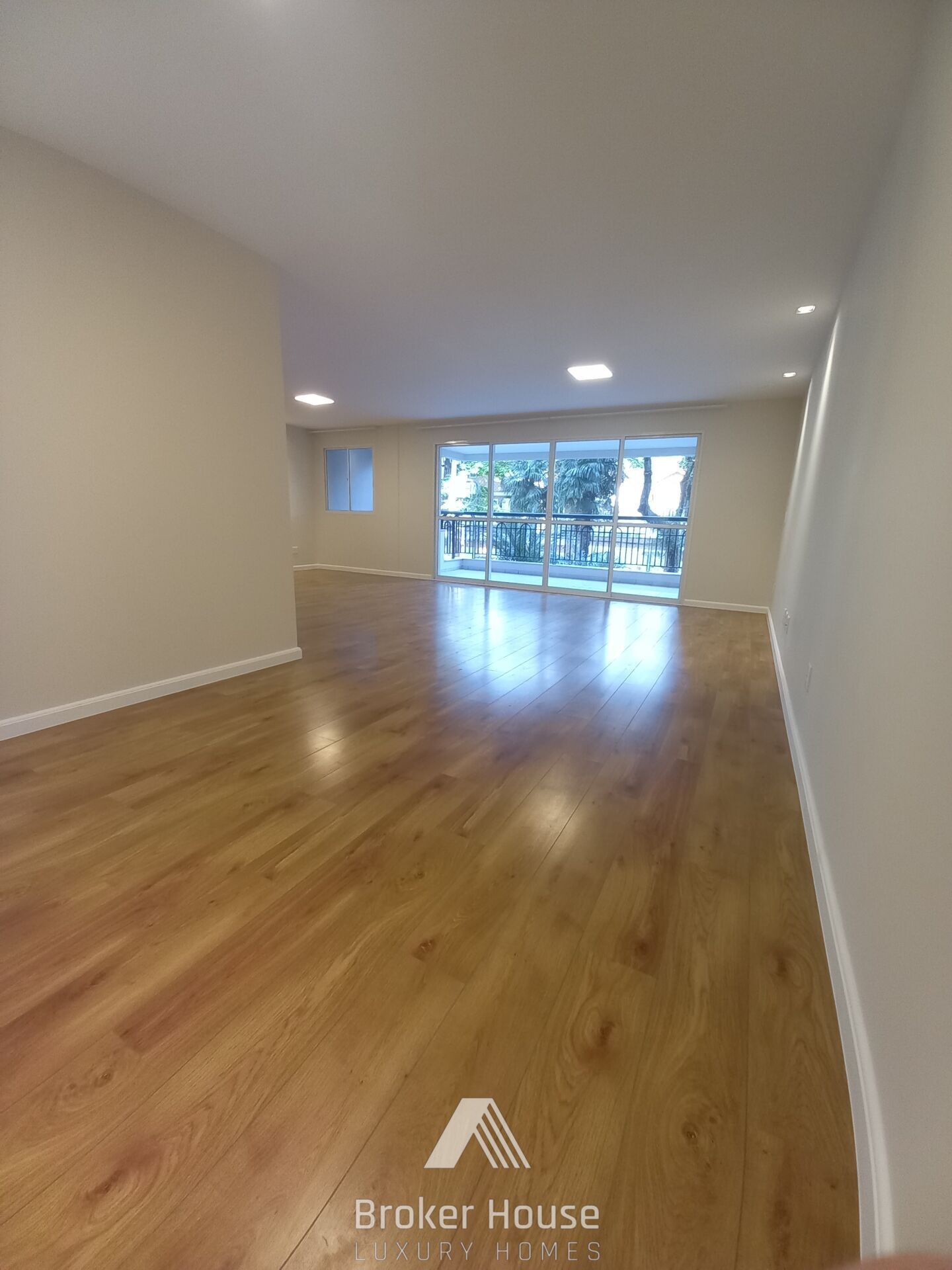 Apartamento, 3 quartos, 239 m² - Foto 4