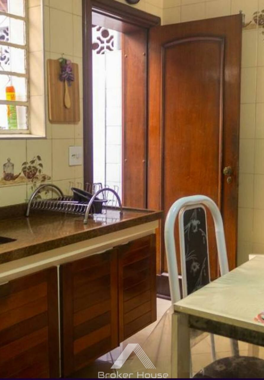 Casa à venda com 2 quartos, 100m² - Foto 21