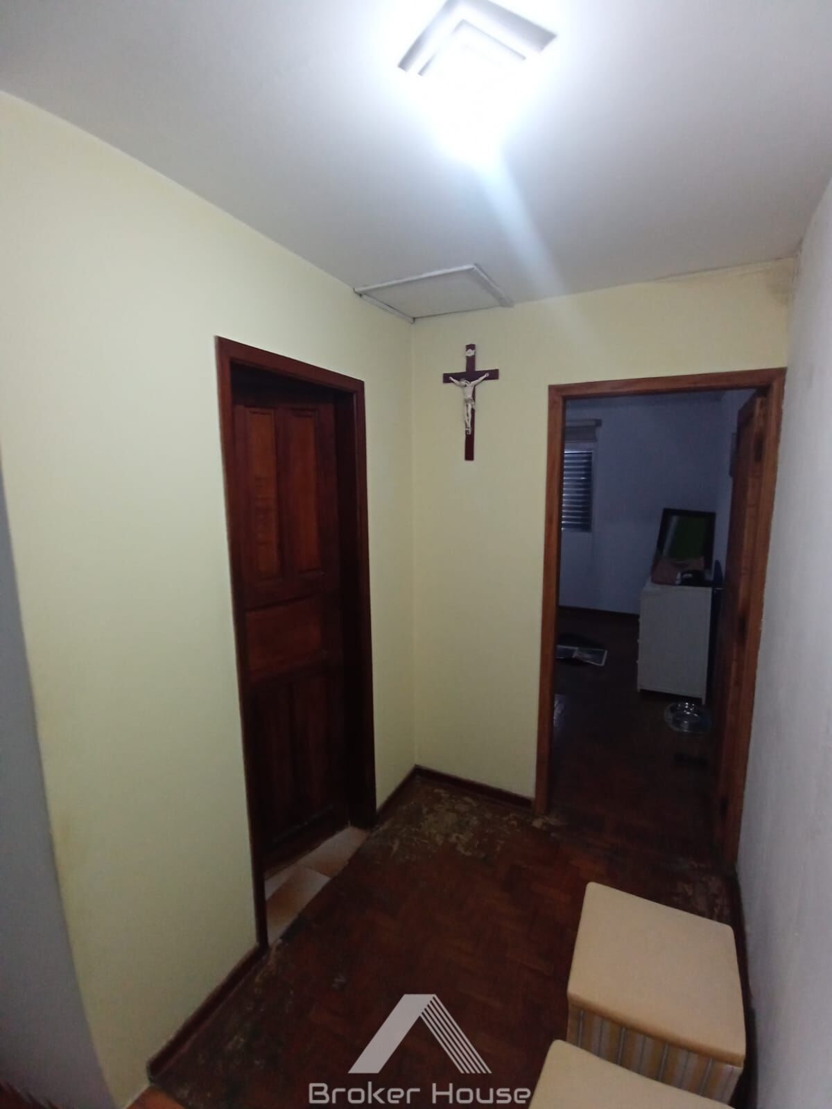 Casa à venda com 2 quartos, 140m² - Foto 8