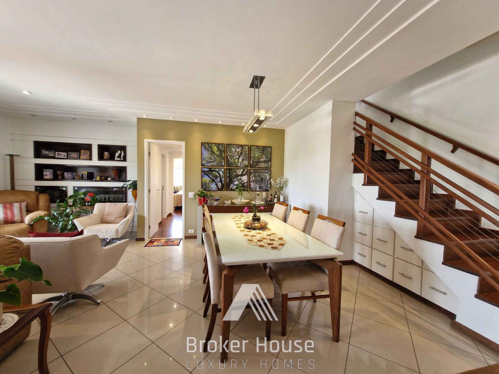 Cobertura à venda com 4 quartos, 250m² - Foto 9