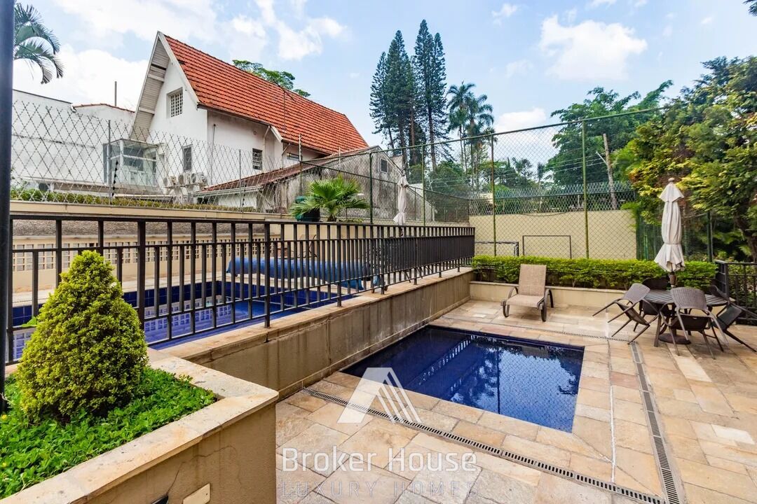 Cobertura à venda com 4 quartos, 250m² - Foto 44