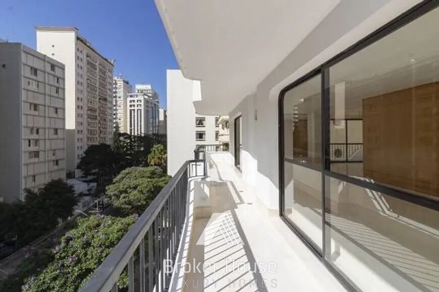 Apartamento à venda com 4 quartos, 293m² - Foto 4