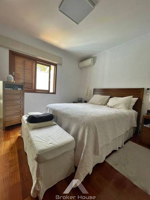 Casa de Condomínio à venda com 3 quartos, 280m² - Foto 12