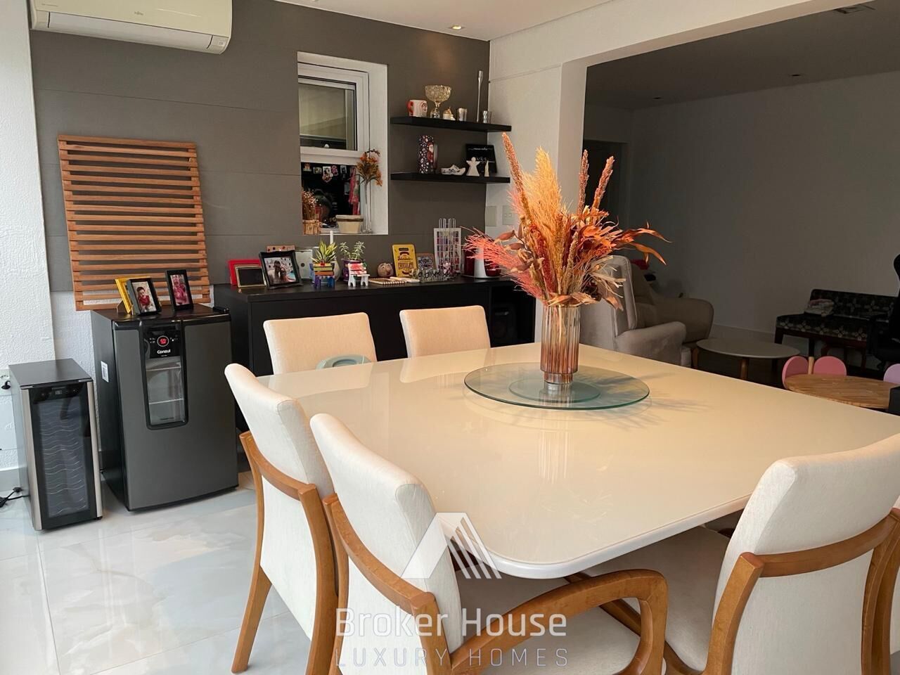 Apartamento para alugar com 2 quartos, 80m² - Foto 1