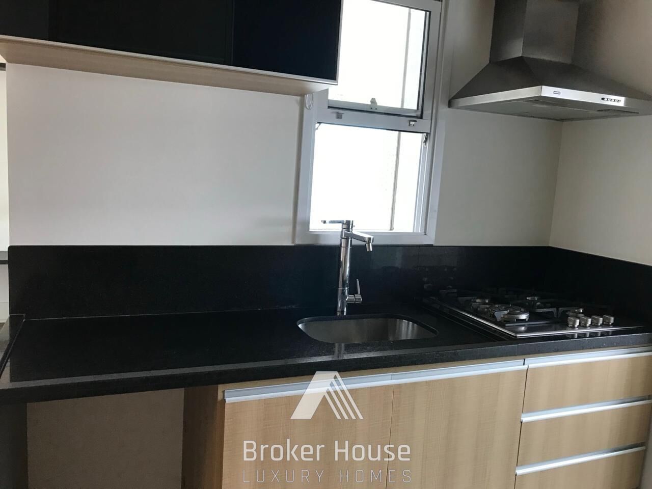Apartamento para alugar com 2 quartos, 80m² - Foto 13